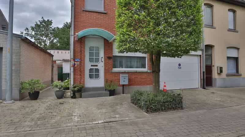 Huis te koop in Gijzegem: Rustig gelegen woning met comfort