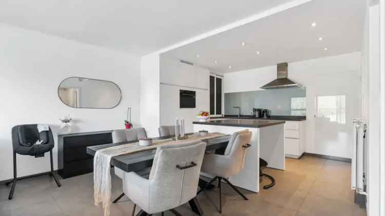 Instapklaar Appartement 2 Slpk Ruim Terras Mol