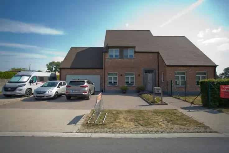 Landelijke Villa te Koop in Zulte 5 slaapkamers