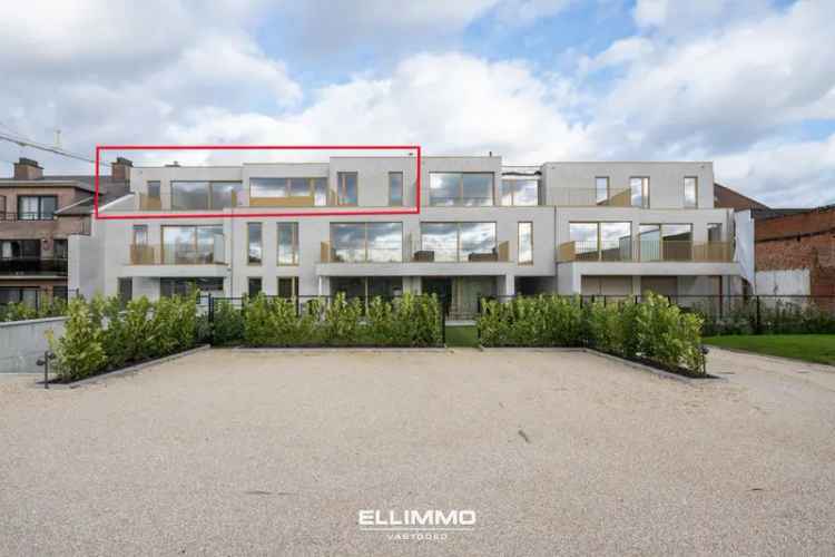 Penthouse te huur Beverst 178m2 Ruim Terras 2 slaapkamers