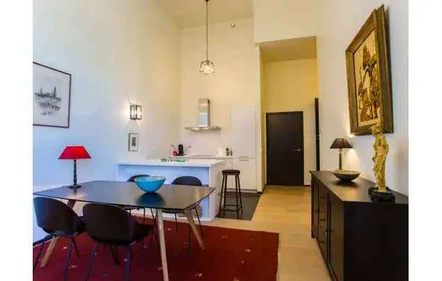 Huur 2 slaapkamer appartement van 107 m² in Brussels