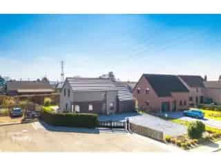 Villa te koop Richelle - Moderne woning met zwembad en tuin