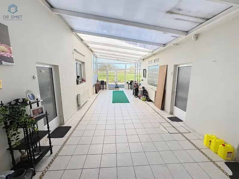 Te renoveren woning 4 slaapkamers garage tuin