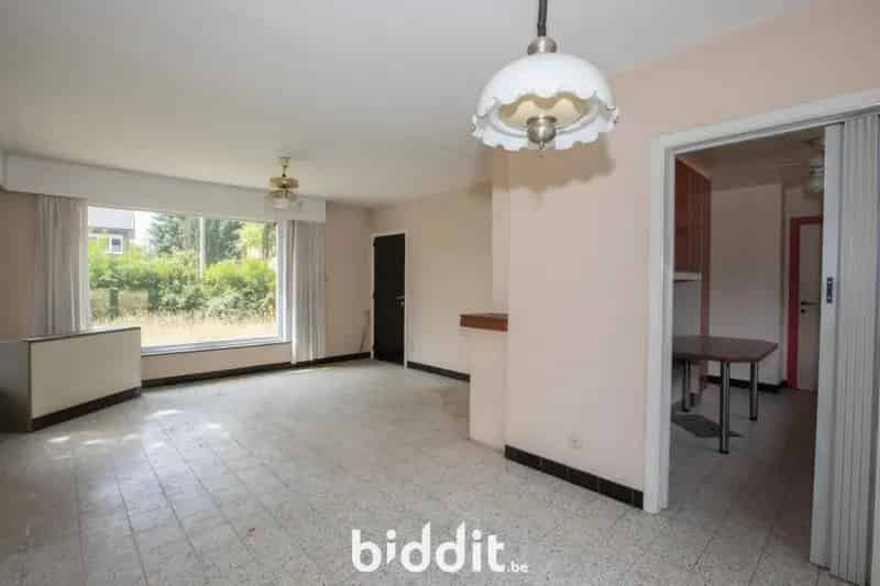 TE RENOVEREN WONING MET TUIN