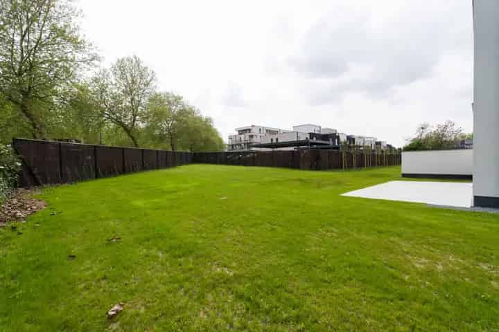 JBK 79B 270m2 4 slaapkamers Zuidwest terras