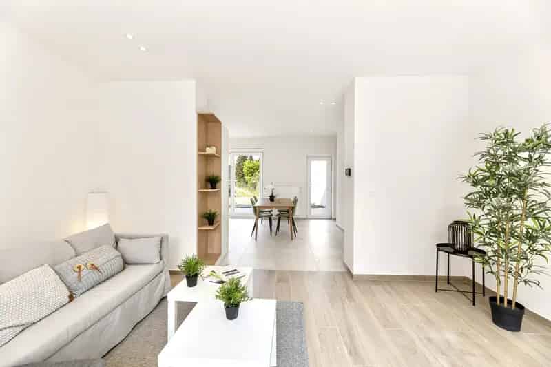 Gerenoveerde woning 4 slaapkamers Moen tuin terras