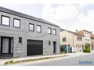Huis te Koop Denderleeuw - Ruime Nieuwbouwwoning met Tuin en Garage