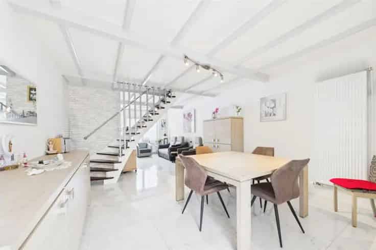 Huis Te Koop 2 3 slaapkamers Privétuin