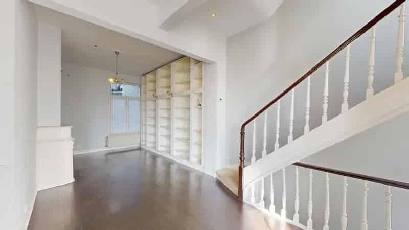 Huis te Schaerbeek 182m2 3 slaapkamers gerenoveerd