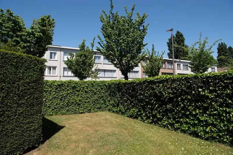 Instapklare gezinswoning 3 slaapkamers tuin