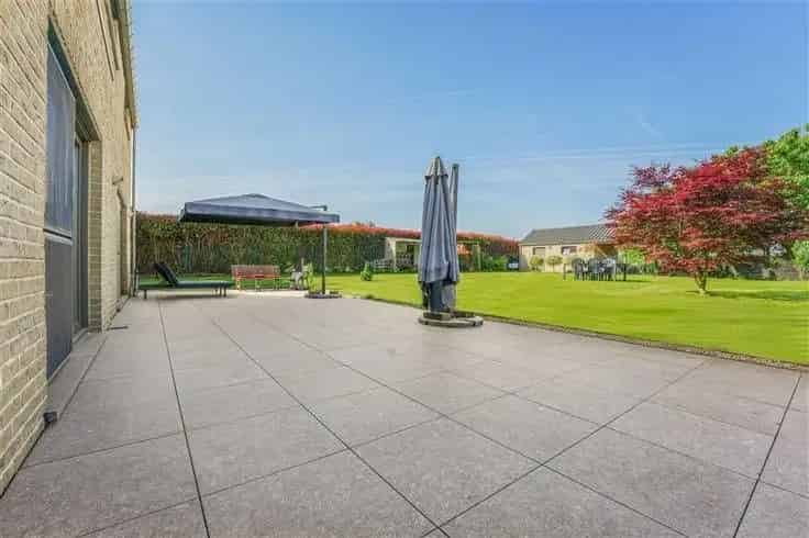 Villa te koop Slins 5 slaapkamers grote tuin