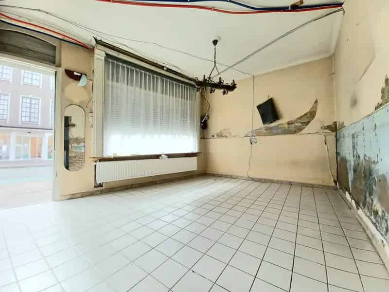 Te renoveren hoekwoning Menen 2 slaapkamers