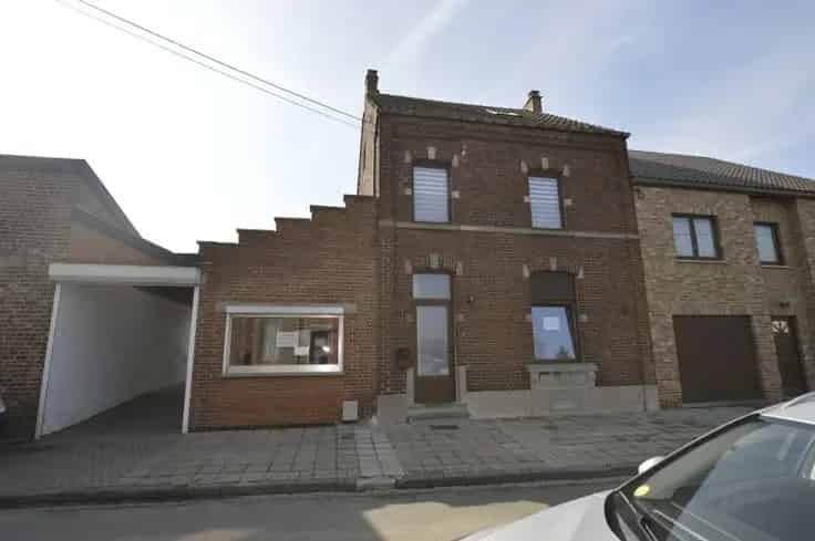 Huis Te Koop: Ruime gezinswoning 3 gevels met tuin