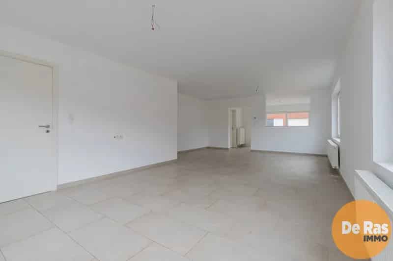 Halfopen Woning Erpe Mere Garage Loods Tuin 3 slaapkamers