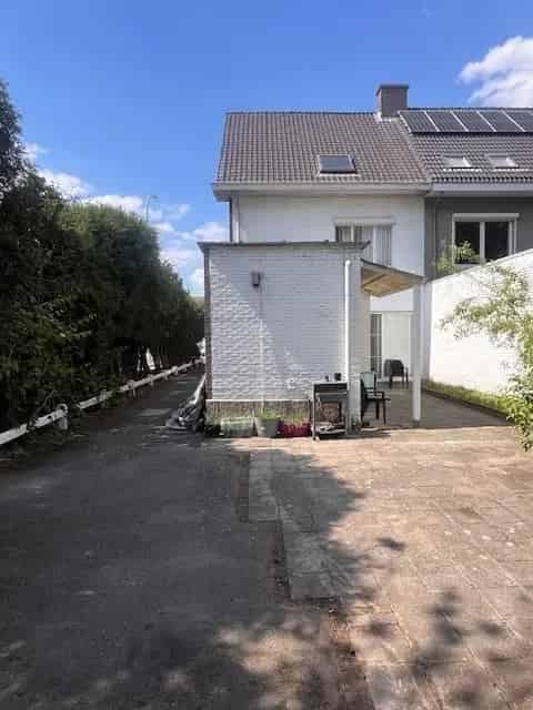 Huis te koop Sint Niklaas - Ruime HOB nabij invalswegen