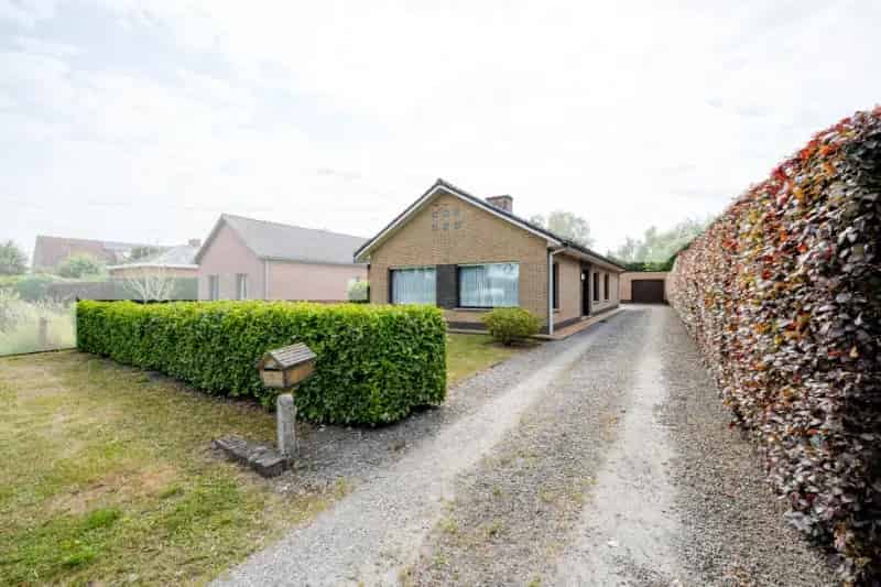 Huis te koop Lokeren: Landelijke woning 1201m²