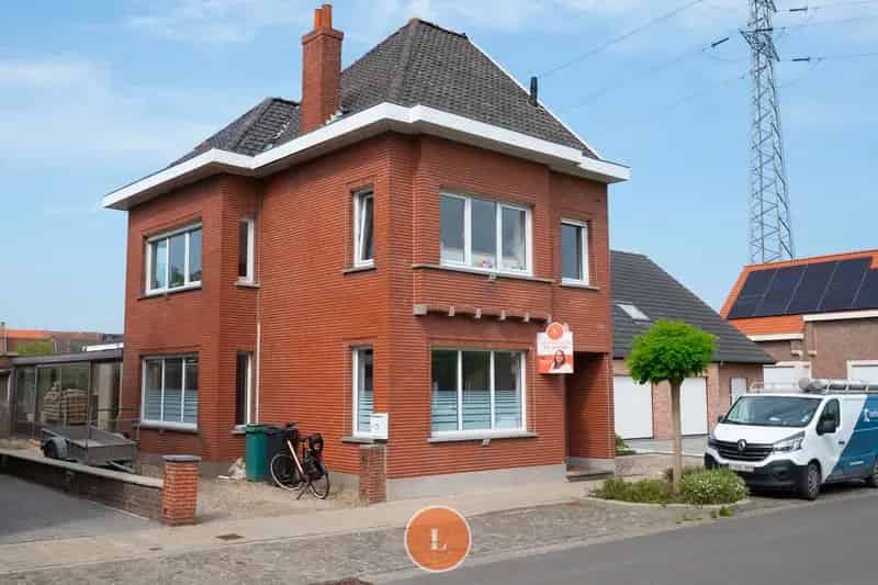 Huis te koop Ruien: 2 slaapkamers 4 mogelijk Garage Tuin