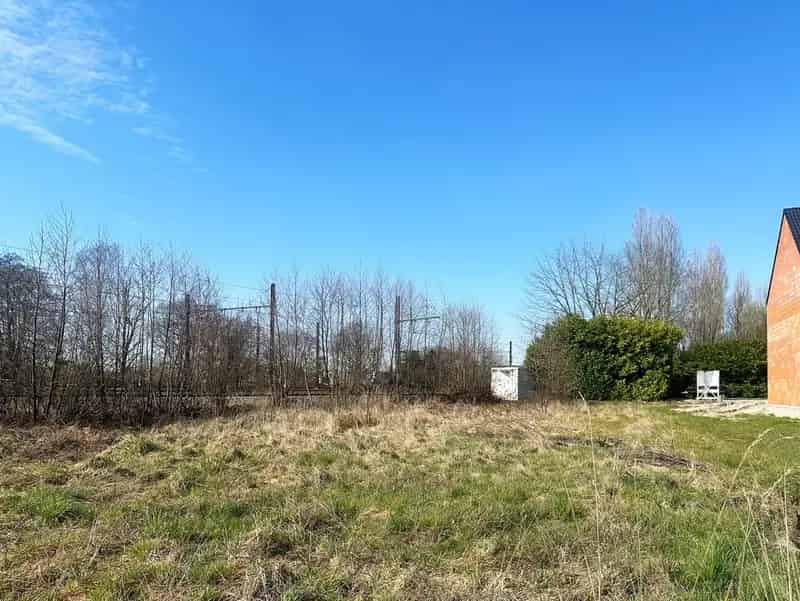 Bouwgrond 860m² Lint Halfopen Bebouwing