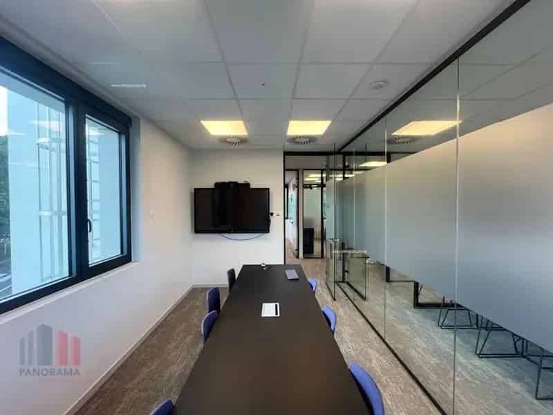 Kantoorruimte te huur Zwijnaarde 986m² Nabij R4 E17-E40