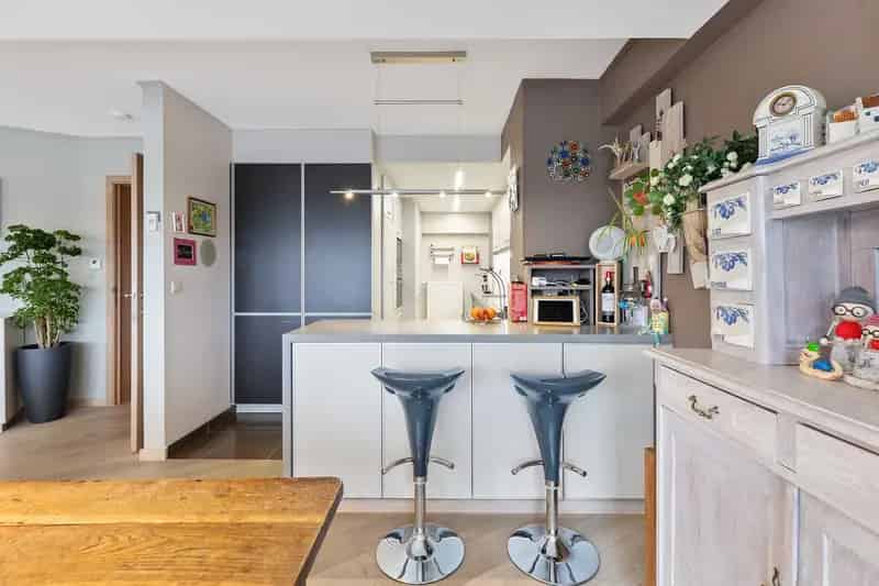 Appartement te huur Koksijde: 3 slaapkamers, ruim terras, luxe afwerking