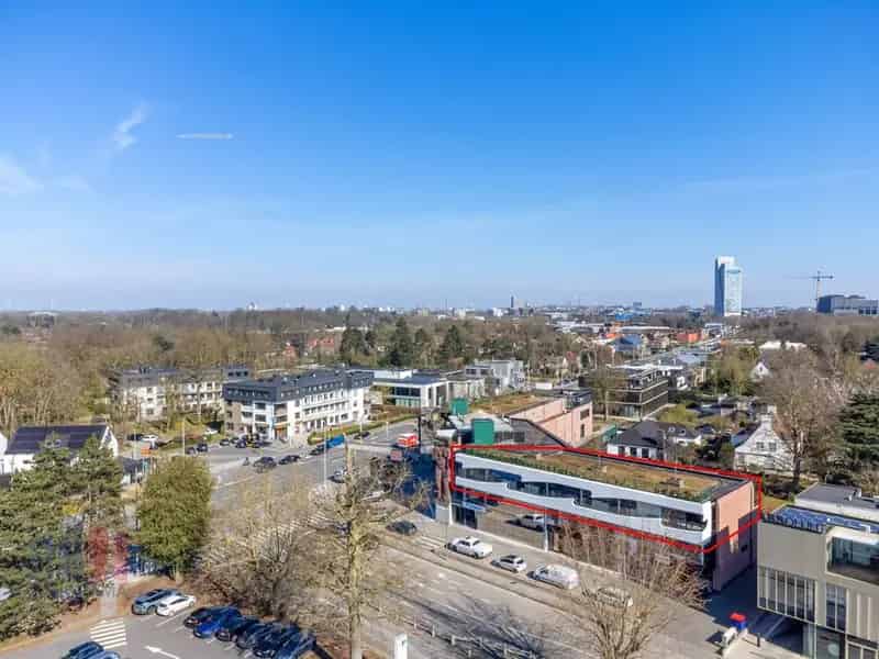Kantoorruimte Gent 905m² te huur E40 E17