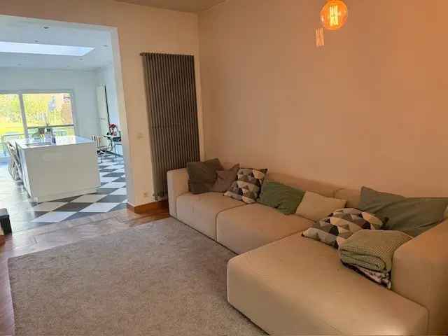 Huis te huur Lebbeke: Ruime woning met tuin
