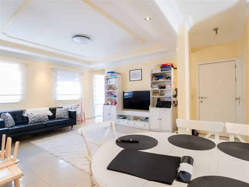 Duplex Penthouse Appartement te Huur