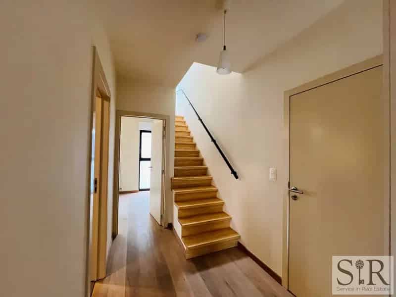 Modern Appartement te Koop met Lift en Ruim Terras