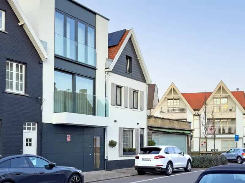 Charmante Instapklare Woning in Oude Knokke