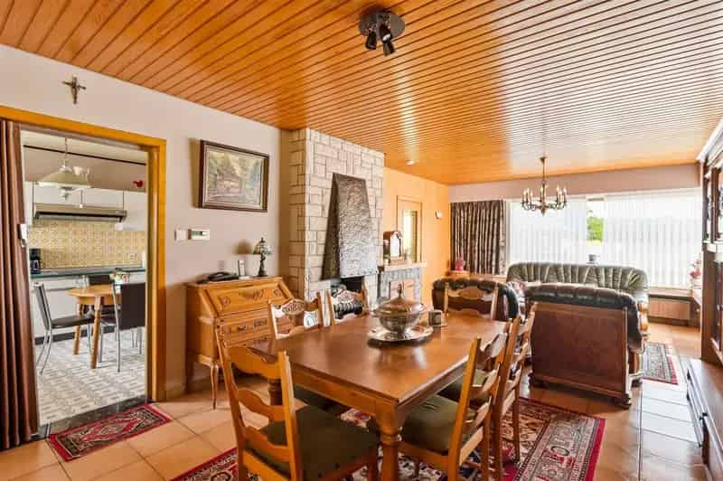 Huis te huur Sint-Katelijne-Waver: Ruime gezinswoning met tuin en garage