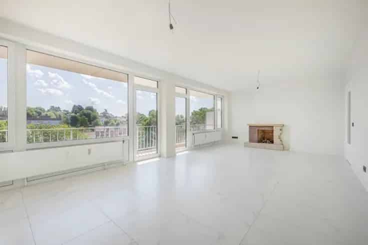 Appartement te Koop Ukkel 3 slaapkamers Terrassen Garage