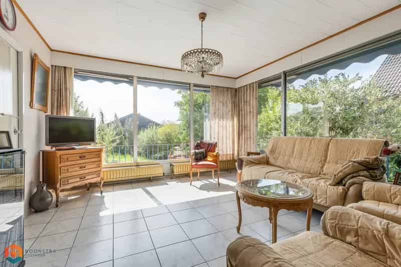 Gelijkvloerse woning met 3 slpkrs op gunstige locatie in Beerzel