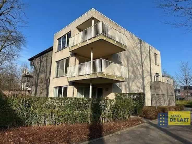 Appartement te koop Hemiksem 2 slaapkamers terras kelder autostaanplaats