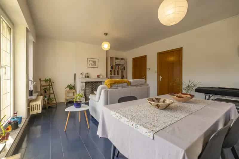 Appartement te huur Gent-Sint-Pieters: Ruim 2 slaapkamers, garage