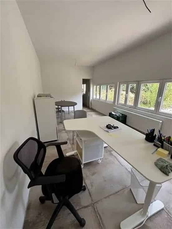 Appartementenblok Te Koop GILLY - 2 Woningen en Garage