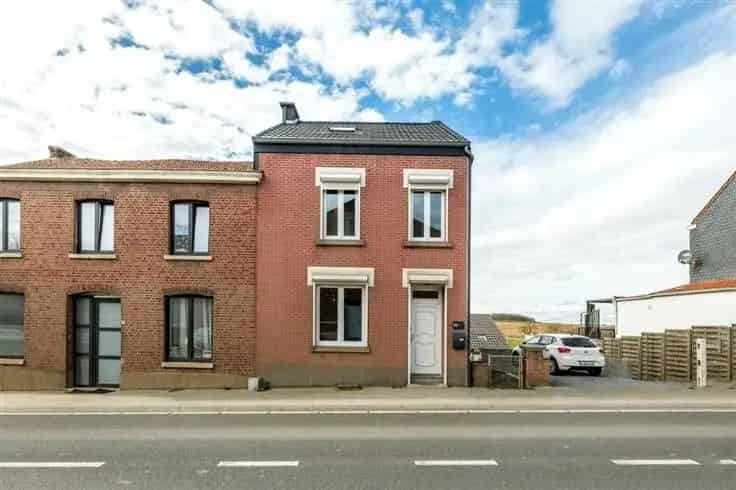Huis Te Koop Gingelom 5 Slaapkamers Gerenoveerd
