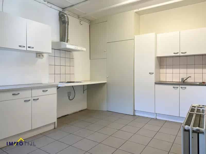 Goed gelegen woning te Roosdaal
