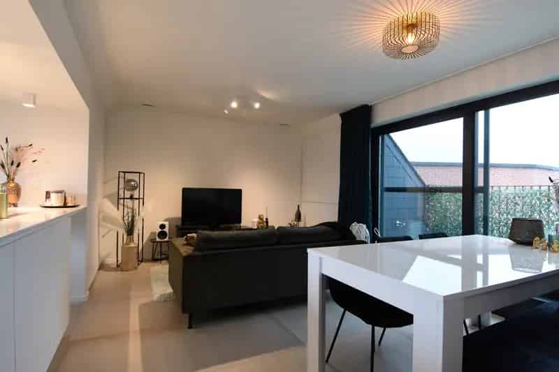 Modern Dakappartement 2 slaapkamers te huur