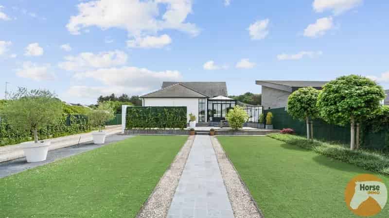 Huis te huur Schaffen: Houtmassiefbouw woning met orangerie