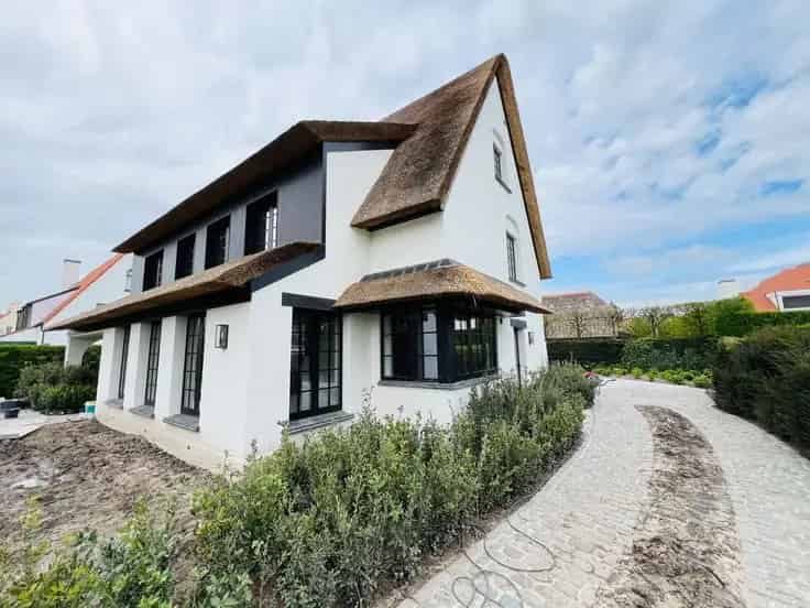 Villa Te Koop 7 Slaapkamers Nabij Kalfsmolen