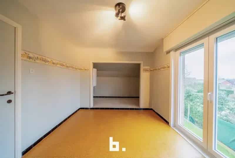 Ruime gezinswoning 3 slaapkamers grote tuin geen renovatieplicht