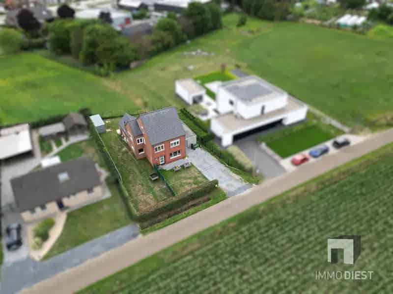 Gerenoveerde gezinswoning te koop in Tessenderlo