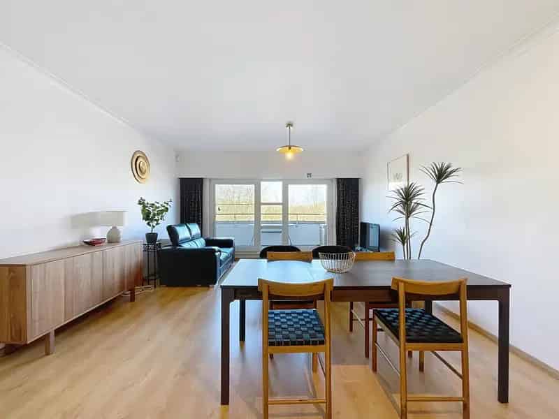 Appartement te koop Sint-Denijs-Westrem - Ruim 2 slaapkamers - Hoteldiensten