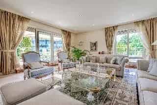 Penthouse Elsene 250m2 4 slaapkamers Terras 2 garages