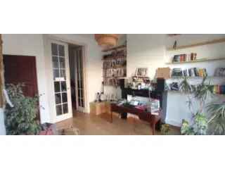 Appartement te huur Etterbeek 60m² Gemeubileerd