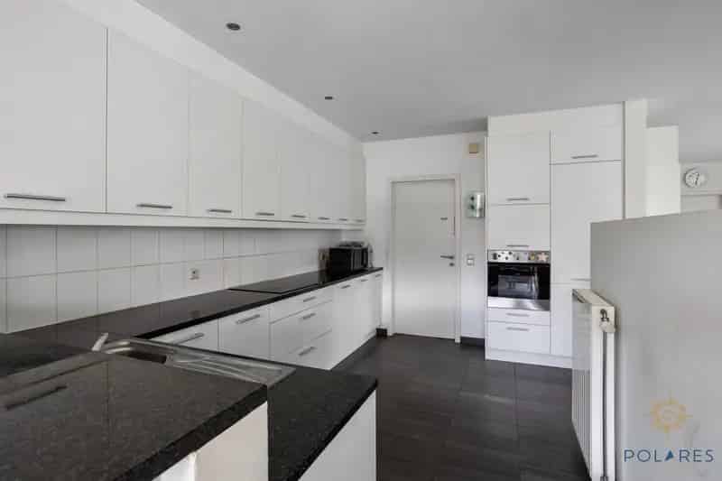 Ruime woning 5 slaapkamers Vossem