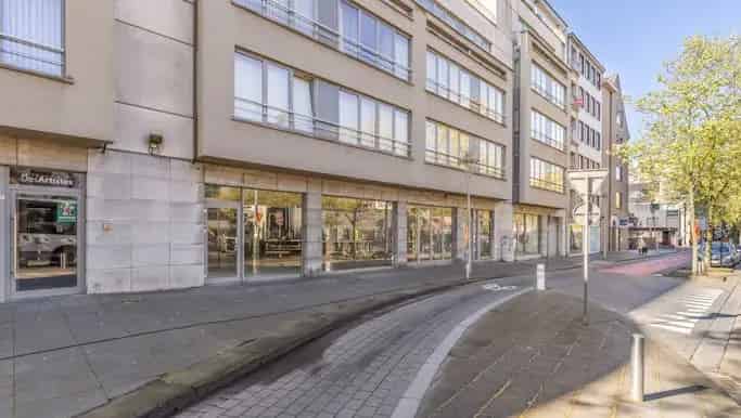 Handelspand te koop Genk Europalaan 500m²