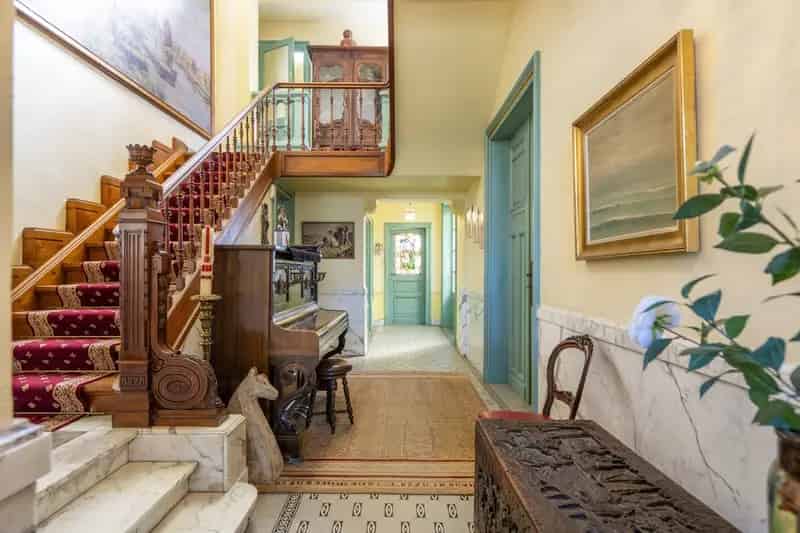 Huis te Koop Kuurne: 5 Slaapkamers, Dubbele Garage, Grote Tuin