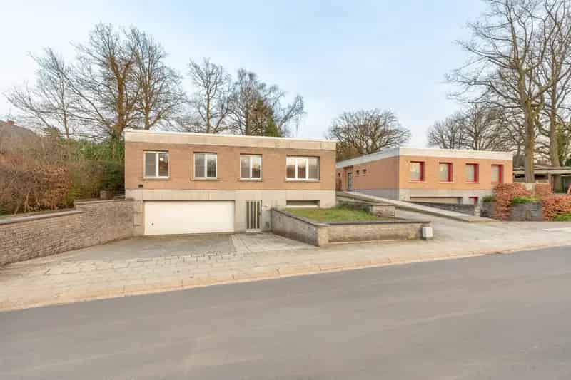 Huis te huur Heverlee: 300m² te renoveren woning met potentieel