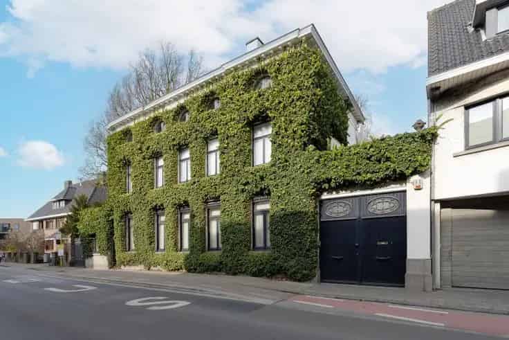 Herenwoning te koop Tielt zwembad sauna